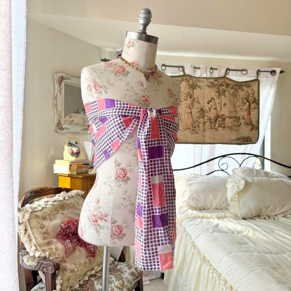 vintage geometric retro scarf